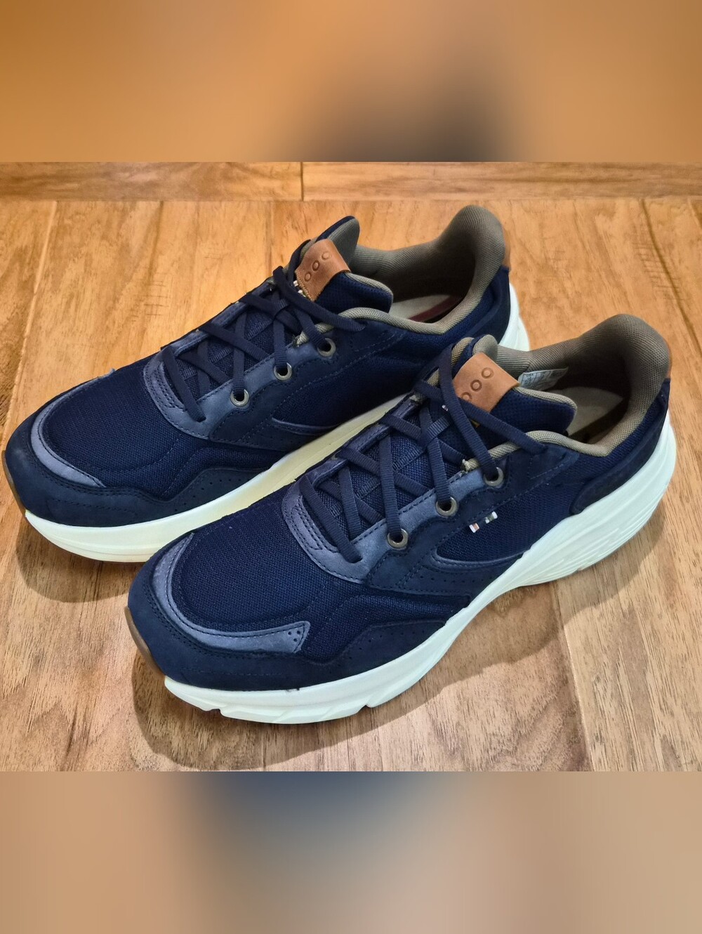 Saucony Guide Metro Navy Casual Sneakers